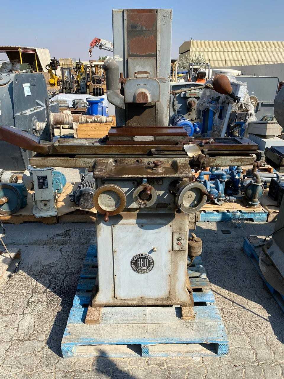 LOT OF 1 SURFACE GRINDER - GRINDING MACHINES