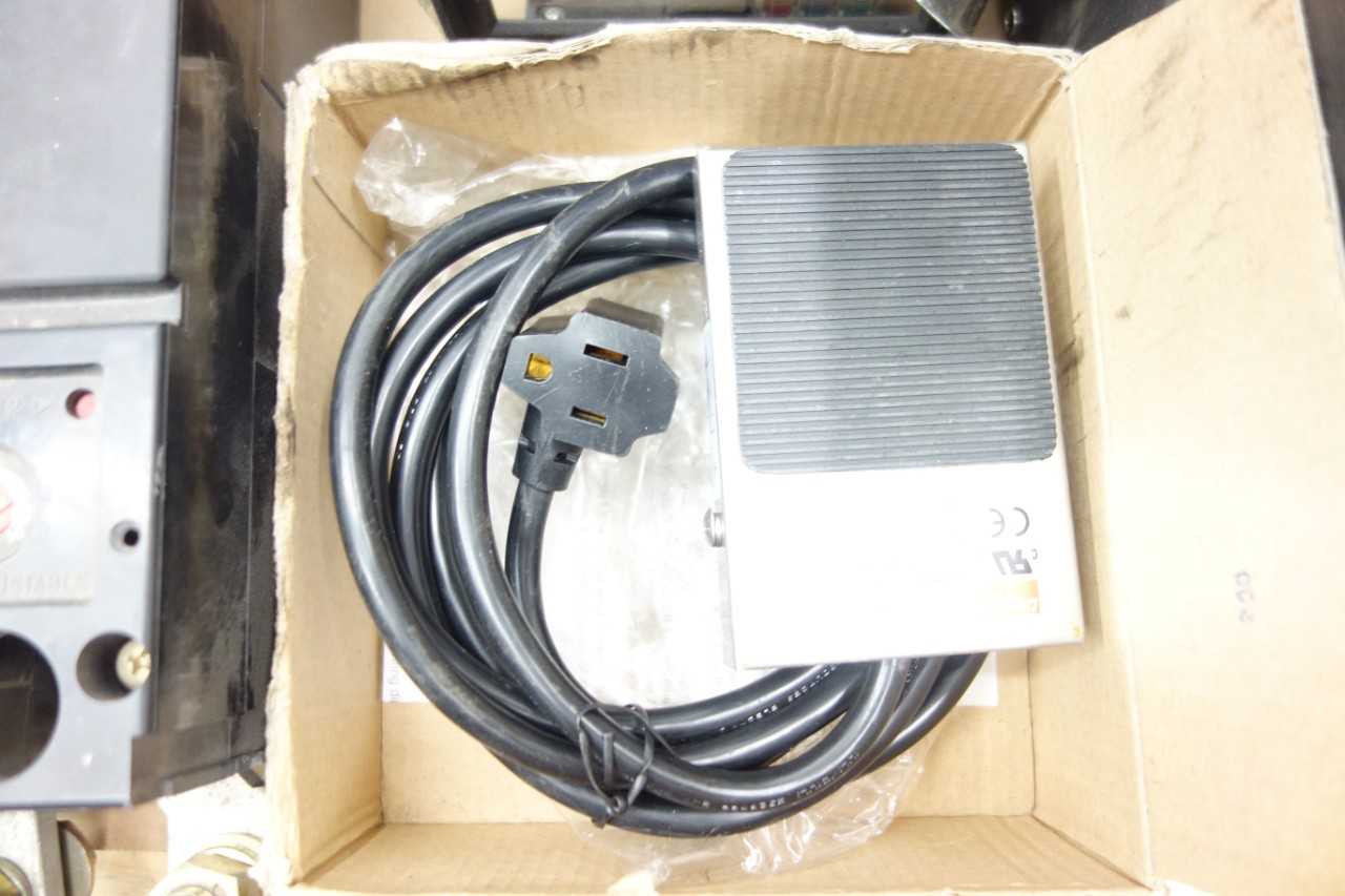 1 PALLET OF ASSORTED ELECTRICAL - ELECTRICAL COMPONENTS
