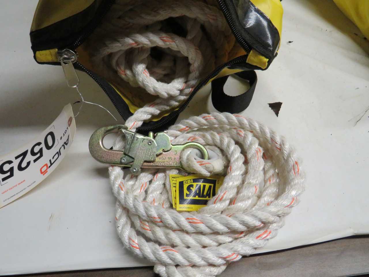 SALA 1202920C 300' ROPE LIFELINE WITH SNAP HOOK - ELECTRIC POWER TOOLS