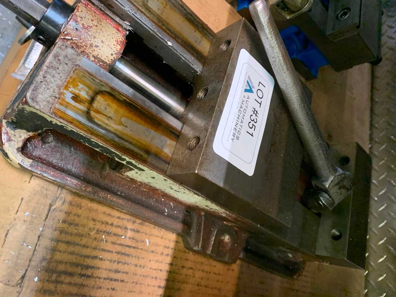 Kurt 6" Vise - ELECTRIC POWER TOOLS