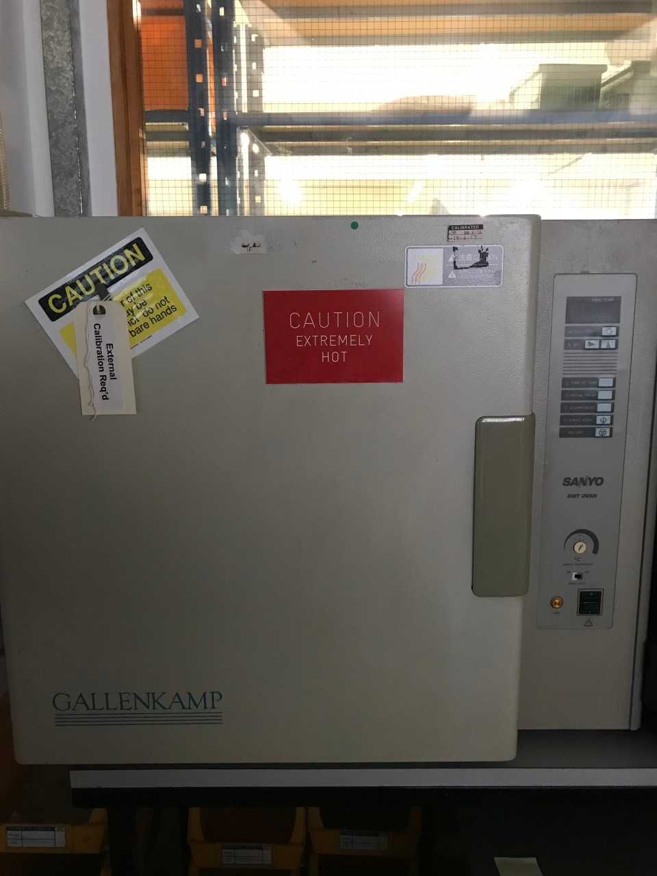 Sanyo OMT Gallenkamp Oven - LAB & SCIENTIFIC