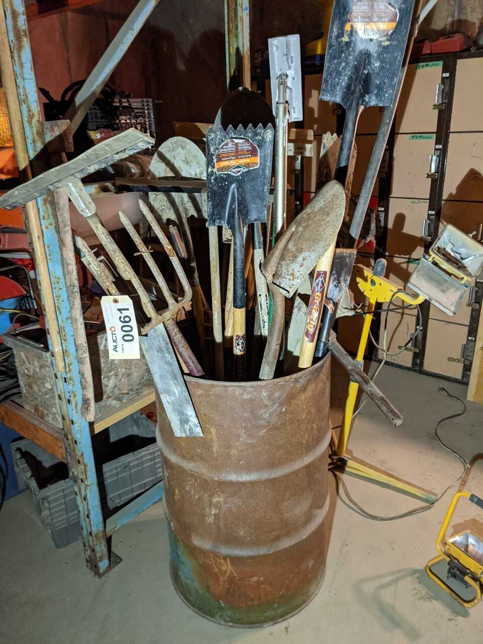 Barrel of Gardening tools , Shovels etc. - HAND TOOLS