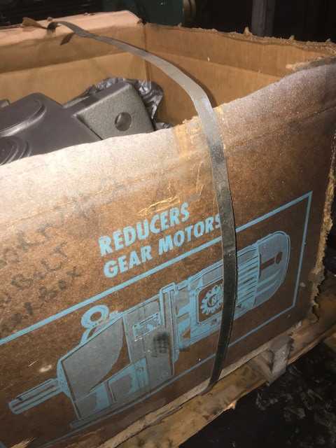 Large Gearbox - GEAR REDUCERS