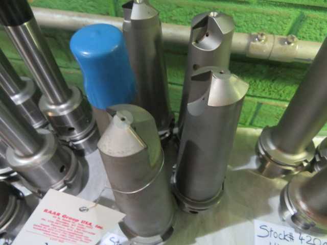 5	Kennametal	HSK63 60894423  07217 End Mill  LOT - MISCELLANEOUS