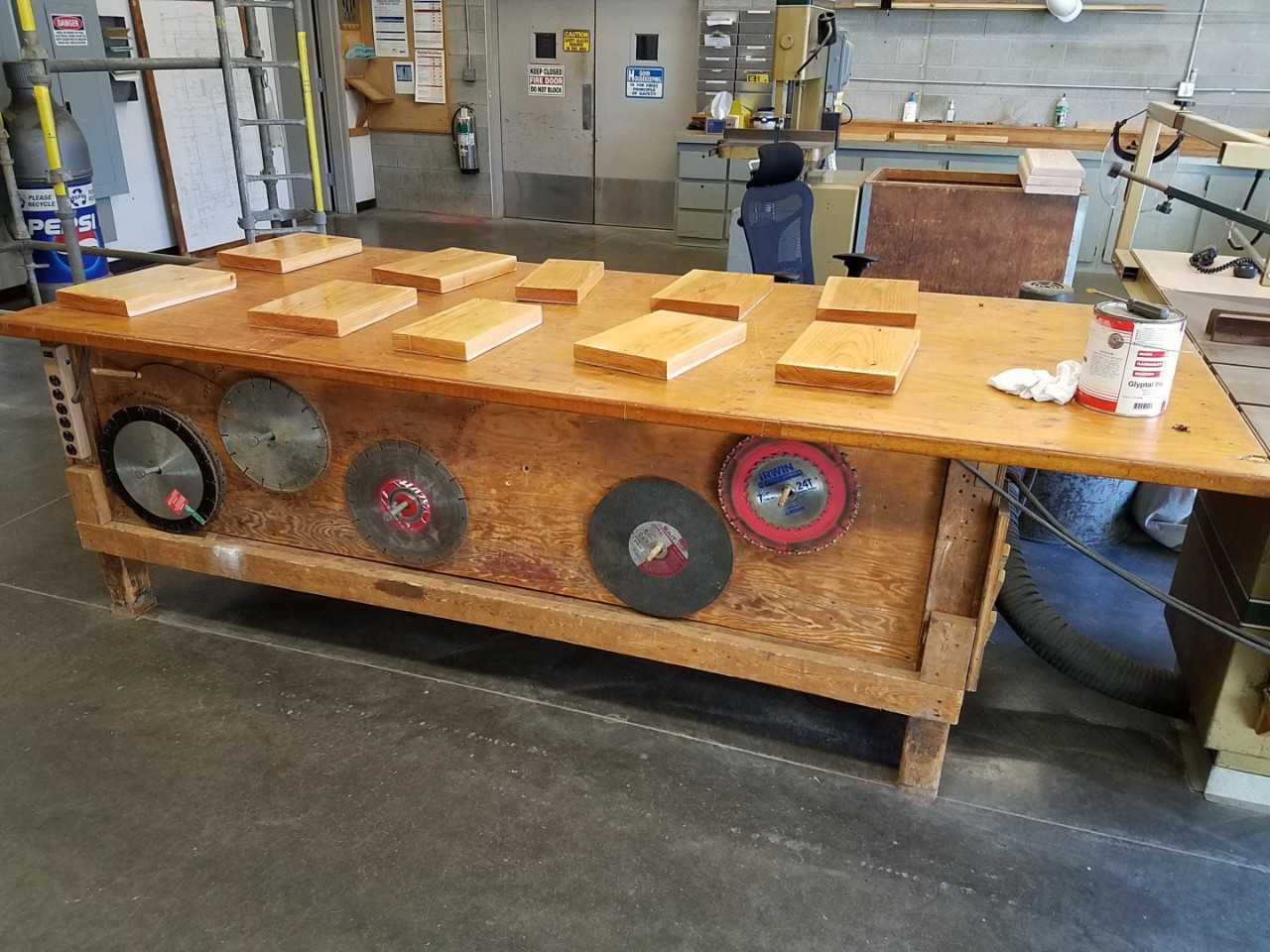9' x 4' wood work bench - PLANT & FACILITY 9' x 4' wood work bench - PLANT & FACILITY