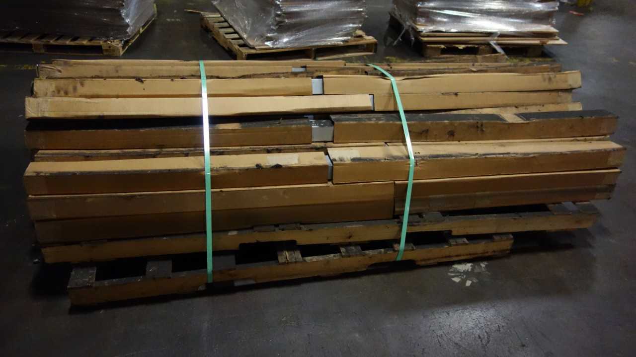 1 PALLET OF ULINE H-1600 E-TRACK LOAD BARS 92-102IN - ELECTRIC POWER TOOLS