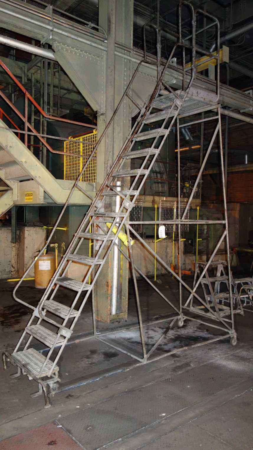 COTTERMAN 300LBS 13-STEP STEP LADDER - MATERIAL HANDLING
