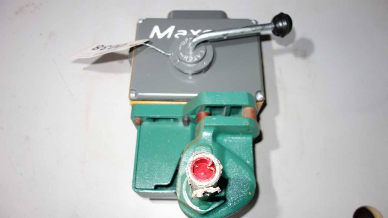 MAXON 1" 760 S 2 ELECTROMECHANICAL GAS VALVE - VALVES