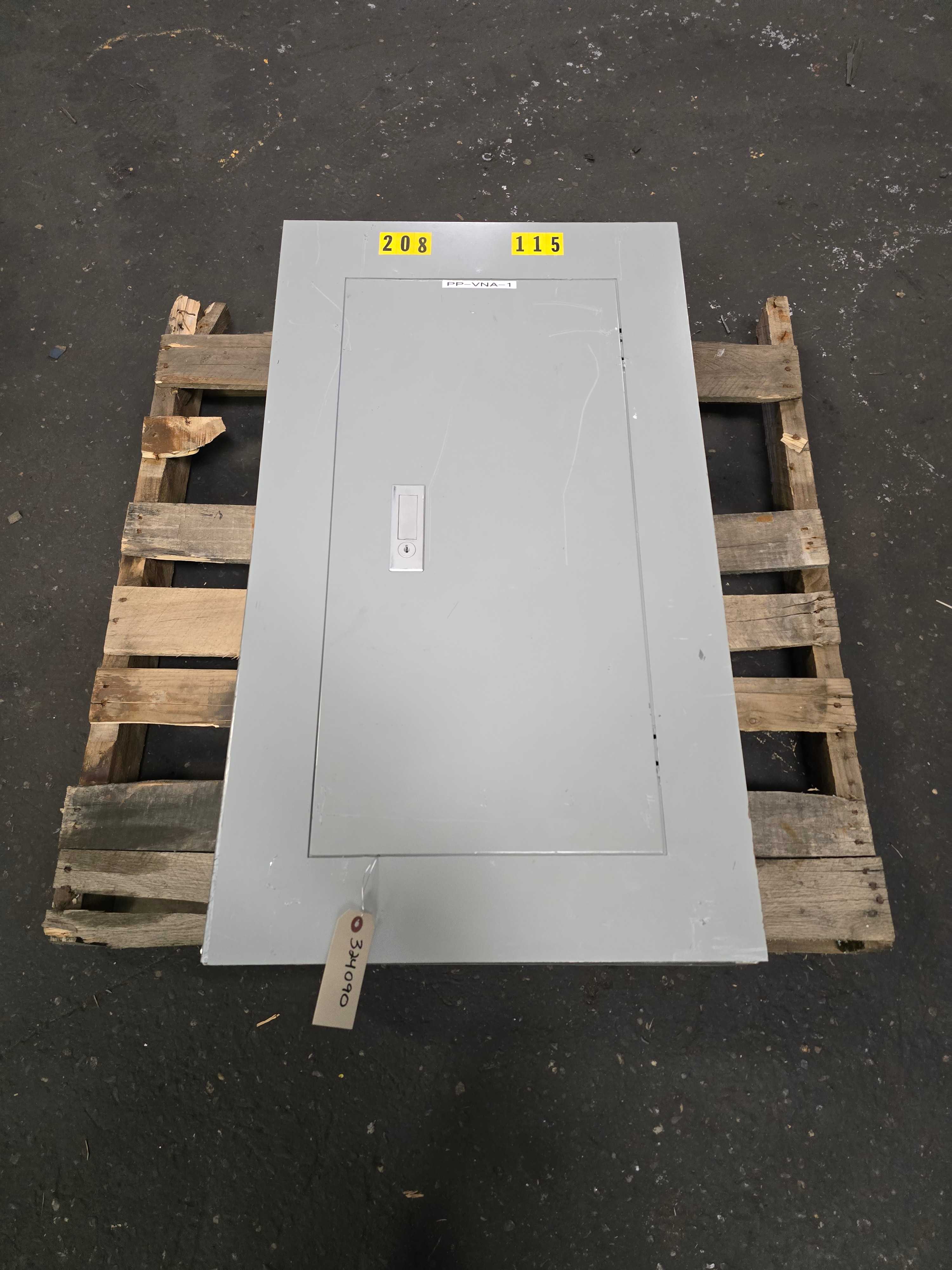 ITE 125 AMP PANELBOARD - ELECTRICAL COMPONENTS
