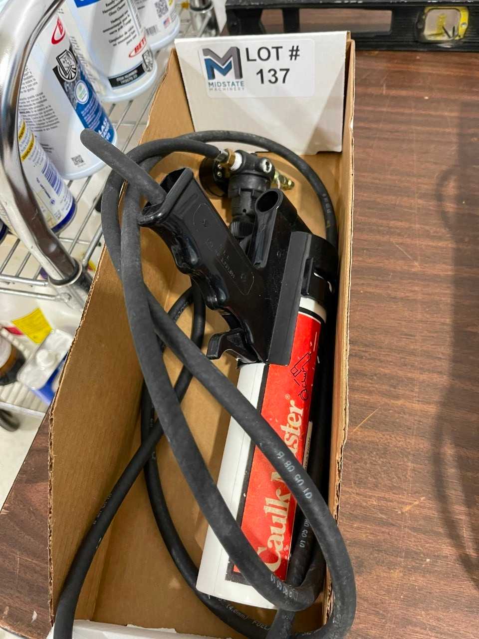 Caulk Master Numatic Caulking Gun - PNEUMATIC POWER TOOL