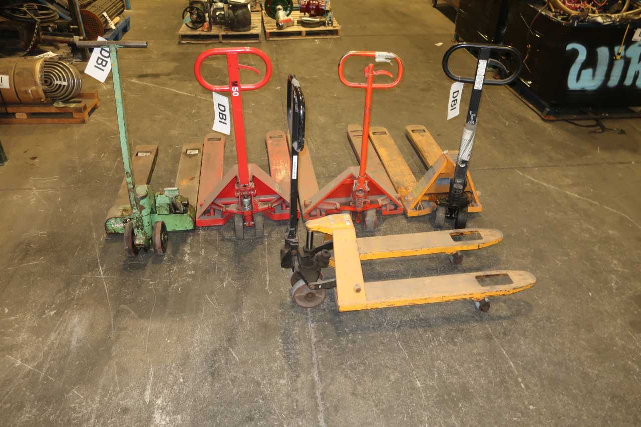 LOT OF 5 ASSORTED PALLET JACKS - MANUAL PALLET JACKS