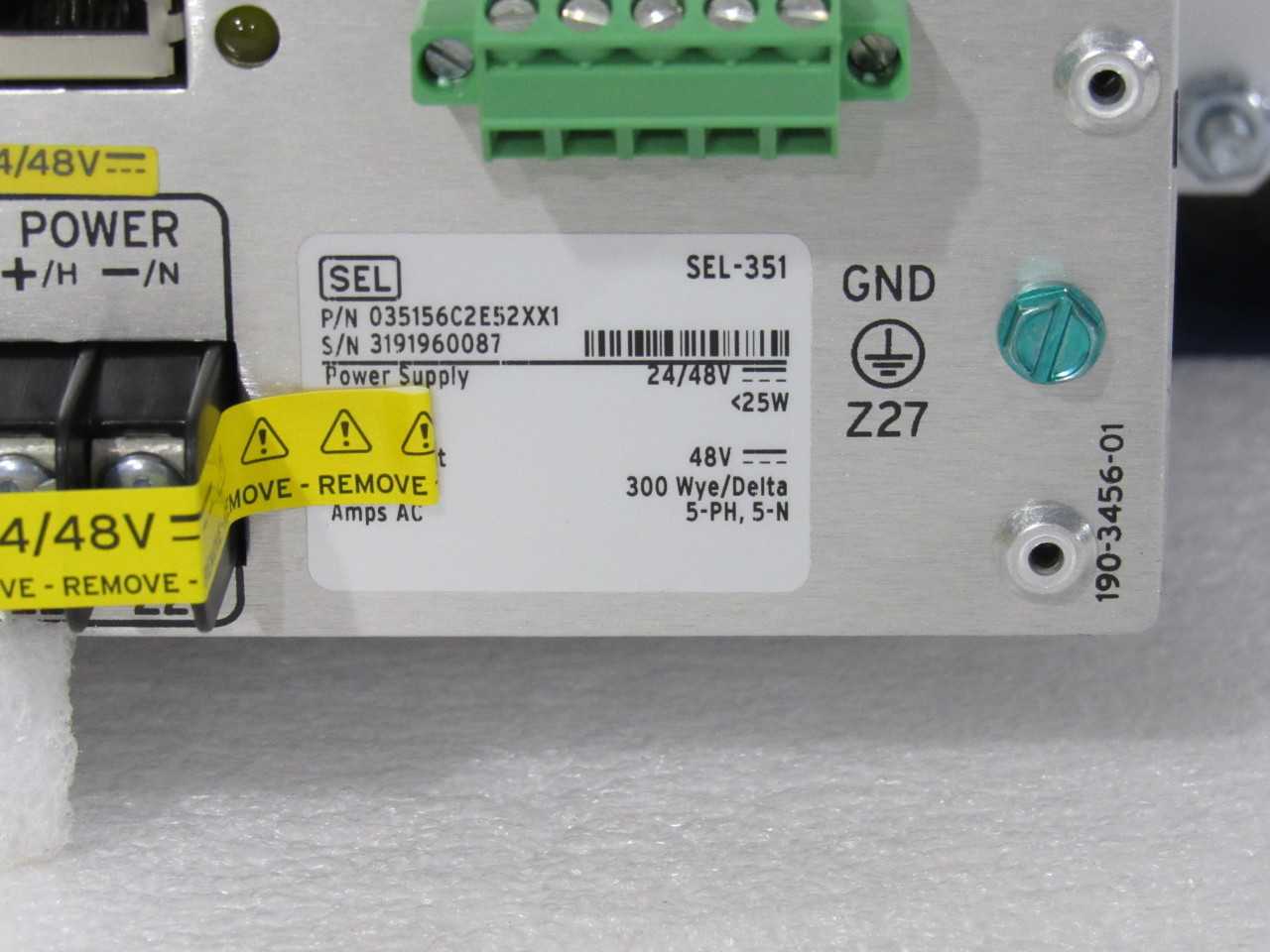 LOT OF EATON DRIVES AND SEL RELAY - MISCELLANEOUS