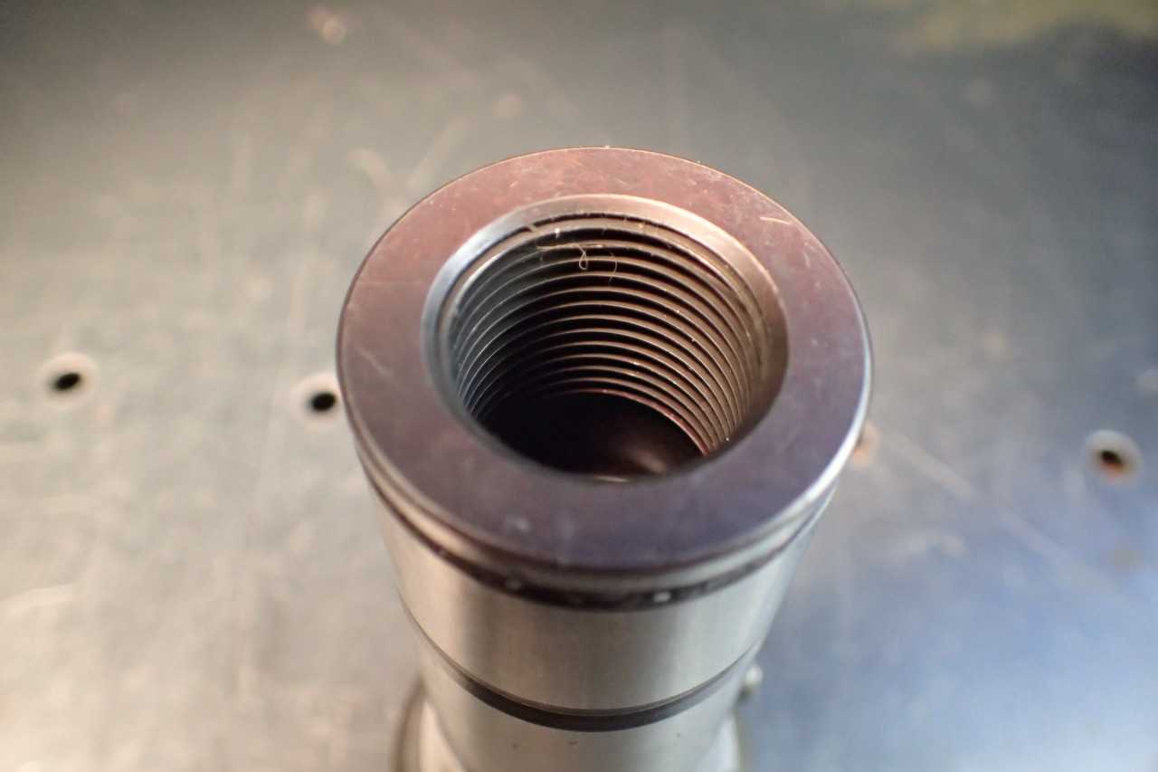Wilson Tool .125" x .500 Rectangular Turret Punch Die & Stripper Set 1-7/8" Base - MACHINING ACCESSORIES & TOOLING