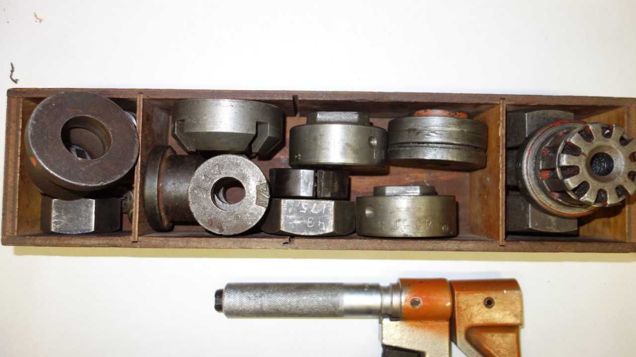 LOT OF ASSORTED DIES W/ ATTACHMENT, REED - ELECTRIC POWER TOOLS