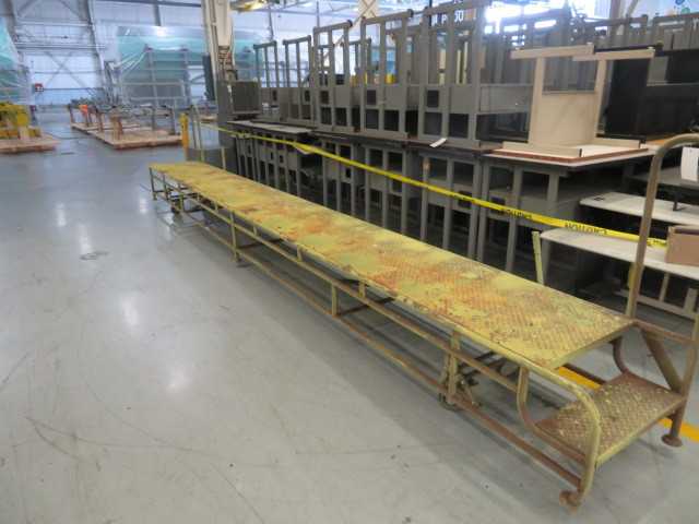 Platform on Wheels, 25' - MISCELLANEOUS