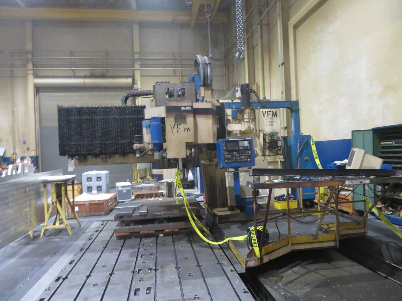 Giddings & Lewis Bickford Vertical Machining Center - MACHINING ACCESSORIES & TOOLING