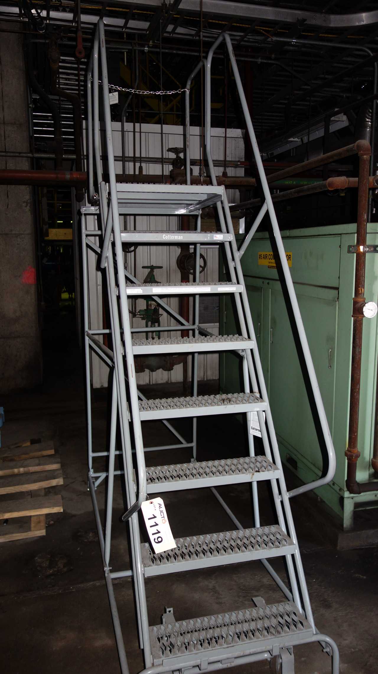 COTTERMAN ROLLING STEP LADDER 450LB - MATERIAL HANDLING