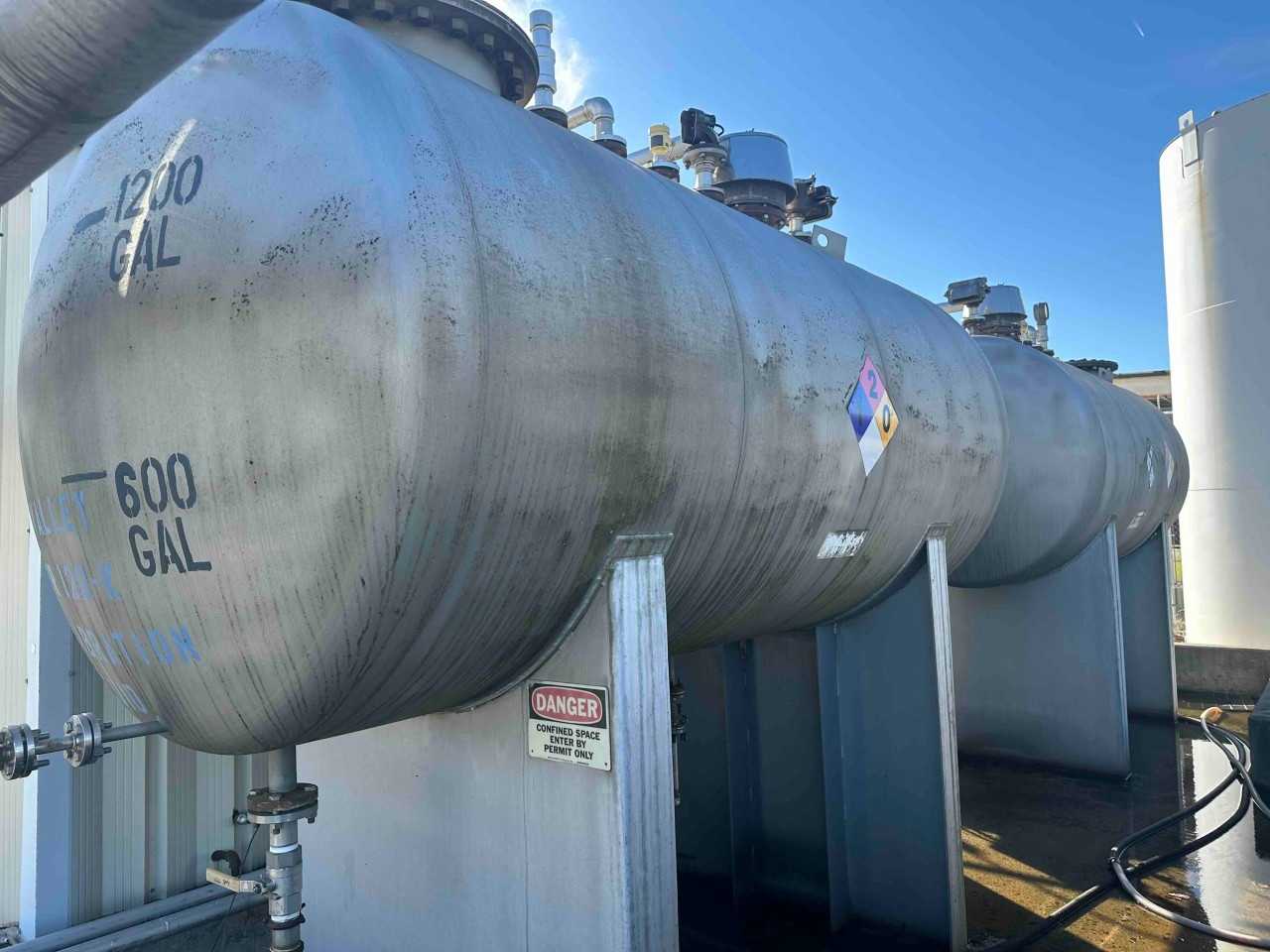 1200 gal. Stainless Steel Tank - Qty of 2 - PROCESS EQUIPMENT