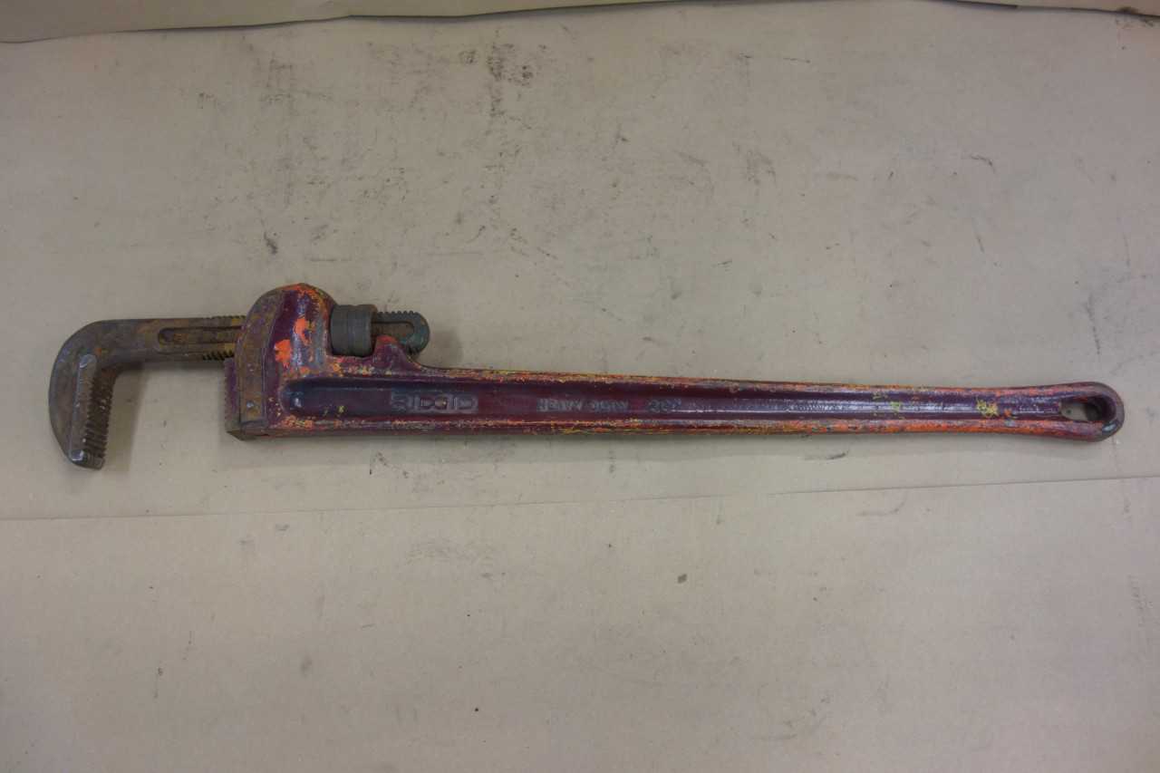 RIDGID 36IN ADJUSTABLE PIPE WRENCH - HAND TOOLS