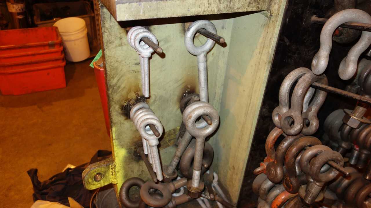 CONTENTS OF TOOL WALL ORGANIZER - TOOL STORAGE