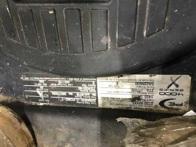 2005 Crown PE4000-60 double rider jack, Hebron, KY - MANUAL PALLET JACKS