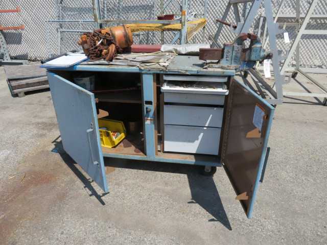 Storage Cabinet with Vise - TOOL STORAGE