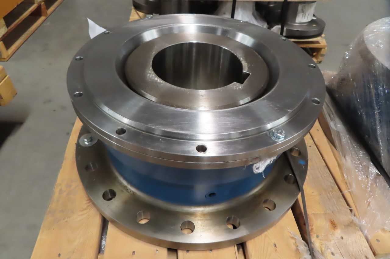 4 PALLETS OF ASSORTED GEAR COUPLING HUBS, STUFFING BOX EXTENSIONS, PRESSURE SPRING SEATS, FLOWSERVE, ABB, KOP-FLEX - POWER TRANSMISSION