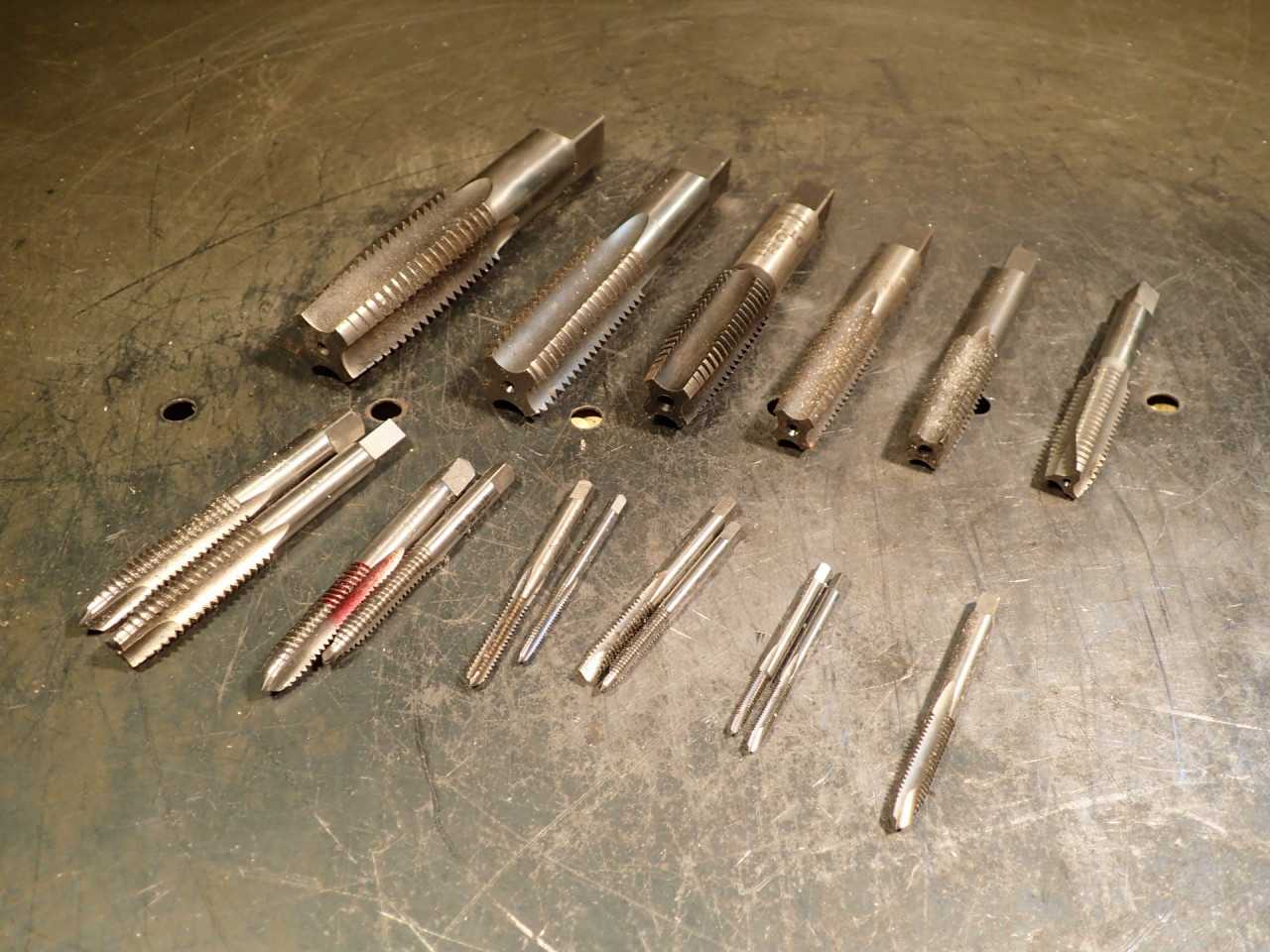 17 Piece Set of UNC Hand Thread Taps: #4-40 to 1"-8 NC, All USA Made - MILLING TOOLS