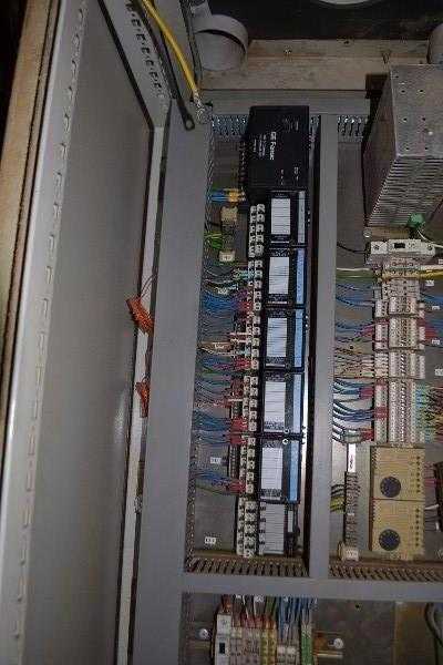 HONEYWELL MEASUREX CONTROL CABINET WITH GE FANUC PLCS, SIG POS/TEC WDP3-014 SERVO DRIVE (NOVA SCOTIA) - MISCELLANEOUS