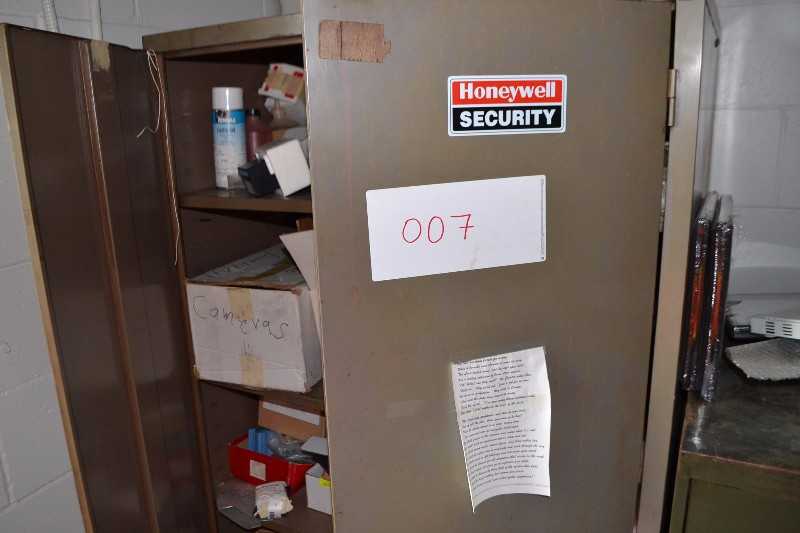 CABINET WITH HONEYWELL CONTROLS, NETWORKING EQUIPMENT (NOVA SCOTIA) - MISCELLANEOUS