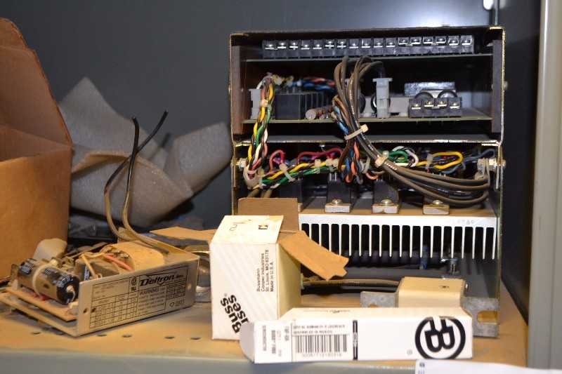 ASSORTED ALLEN BRADLEY, STROMBERG CONTROLS, CIRCUIT BREAKERS, PANEL METERS, DC CONTACTORS, FUSES, TRANSFORMERS (NOVA SCOTIA) - MISCELLANEOUS