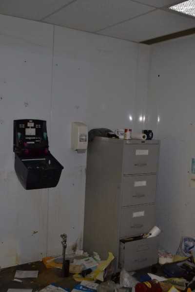 MECART 2-DOOR SOUND PROOF OFFICE (NOVA SCOTIA) - MISCELLANEOUS