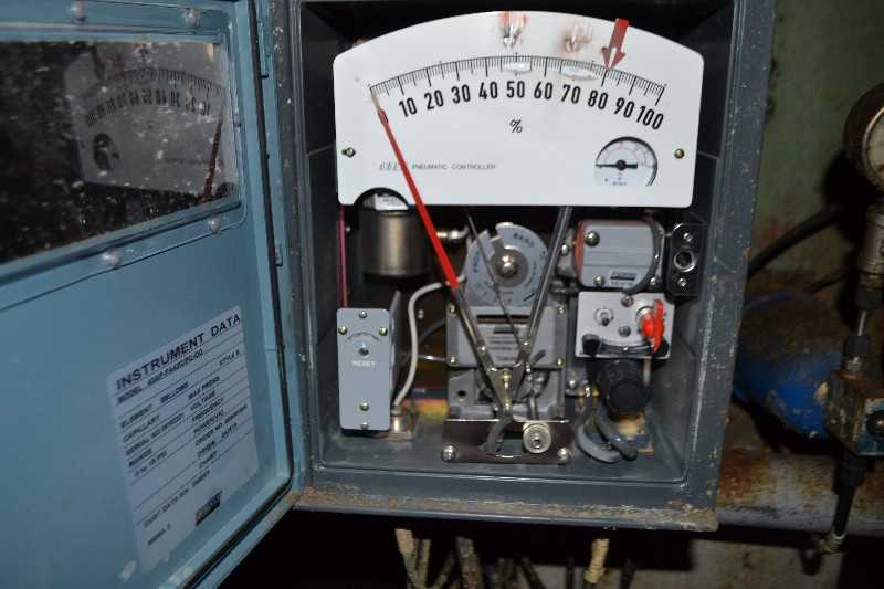 FOXBORO 43AP-FA42C PNEUMATIC CONTROLLER, FOXBORO IDP10 PRESSURE TRANSMITTER, FISHER 4160K PNEUMATIC CONTROLLER (NOVA SCOTIA) - MISCELLANEOUS