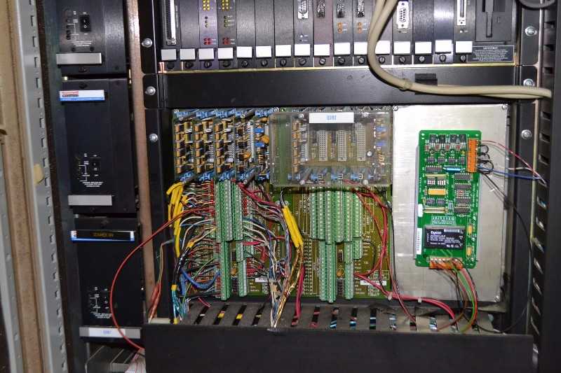 HONEYWELL MEASUREX QUALITY MANAGER OPERATOR STATION WITH CONTROL BOARDS (NOVA SCOTIA) - MISCELLANEOUS