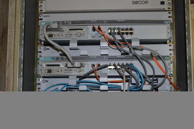 RITTAL NETWORKING CABINET WITH 2x HP HUB-2R APC SMART UPS, RITTAL AC UNIT (NOVA SCOTIA) - MISCELLANEOUS