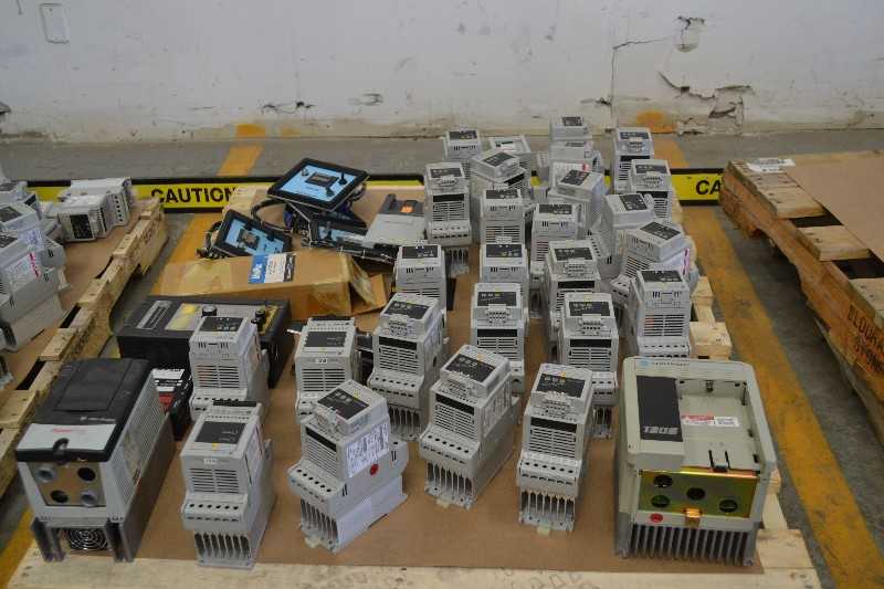 2 PALLETS OF ASSORTED AC MOTOR DRIVES, ALLEN BRADLEY (OHIO) - MISCELLANEOUS