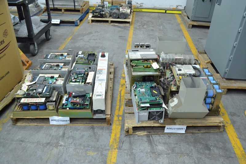 2 PALLETS OF ASSORTED AC MOTOR DRIVES, ALLEN BRADLEY, GENERAL ELECTRIC, TELEMECANIQUE (OHIO) - MISCELLANEOUS