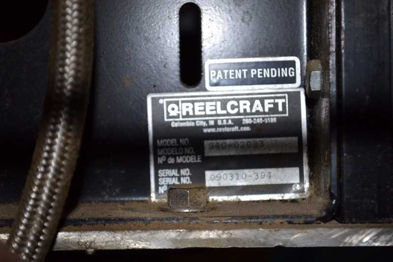 REELCRAFT S40-02033 PNEUMATIC HOSE REEL WITH AIR MOTOR (NOVA SCOTIA) - MISCELLANEOUS