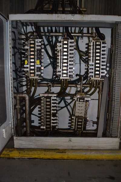 SMC PNEUMATIC VALVES AND REGULATORS WITH STAINLESS CABINET (NOVA SCOTIA) - MISCELLANEOUS