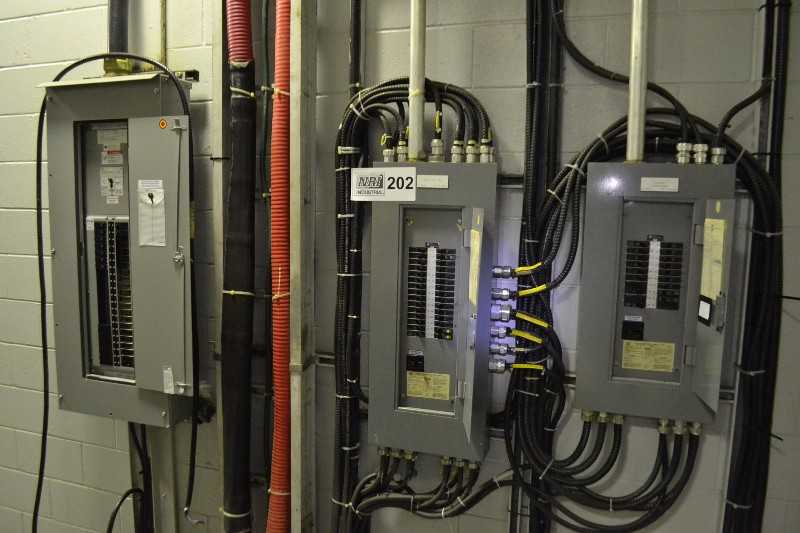3x BREAKER PANELBOARDS - 120/208Y 3PH 4W (NOVA SCOTIA) - MISCELLANEOUS