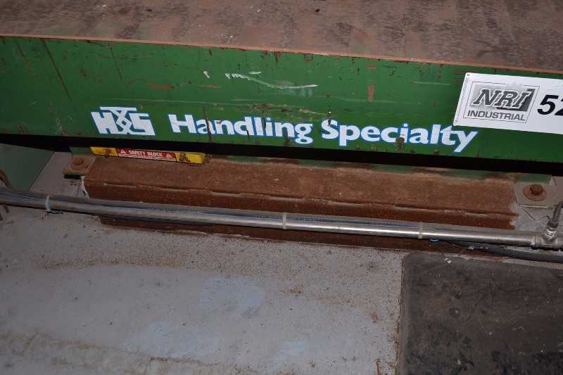 H&S PNEUMATIC LIFT TABLE (NOVA SCOTIA) - MISCELLANEOUS