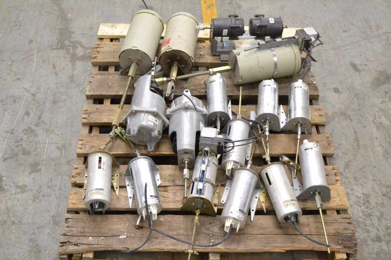 1 PALLET OF ASSORTED SPRING DAMPER ACTUATORS, HONEYWELL, SIEMENS (OHIO) - MISCELLANEOUS