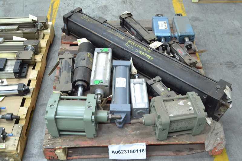3 PALLETS OF ASSORTED PNEUMATIC CYLINDERS, PARKER, NORGREN, FESTO, MILLER (OHIO) - MISCELLANEOUS