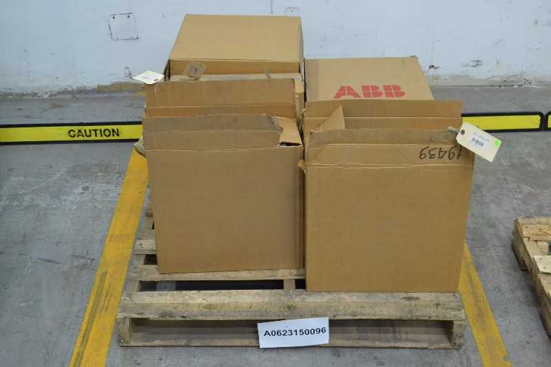 1 PALLET OF ASSORTED ABB CLMD ENCLOSED CONDENSATOR CAPACITORS, ABB (OHIO) - MISCELLANEOUS