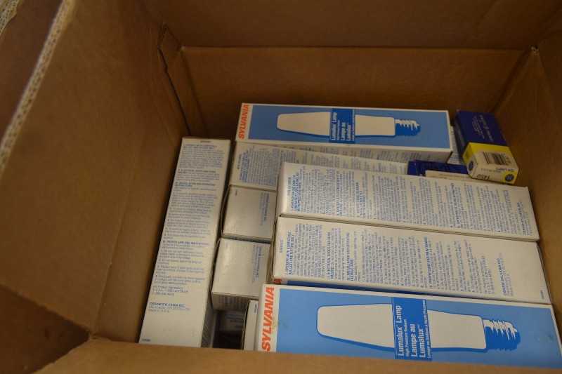 1 PALLET OF MISC. LIGHT BULBS, SYLVANIA, GE (OHIO) - MISCELLANEOUS