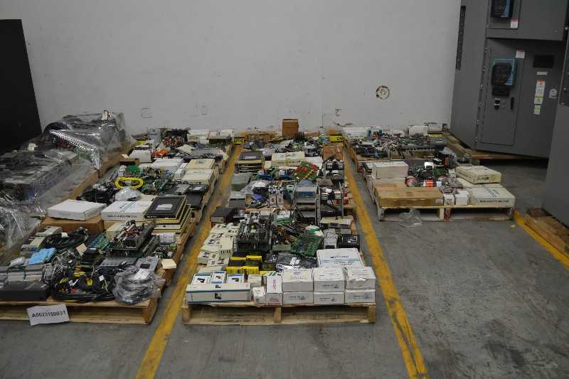 8 PALLETS OF ELECTRICAL CONTROLS INPUT MODULES, OUTPUT MODULES, I/O PROCESSORS, METERS (OHIO) - MISCELLANEOUS