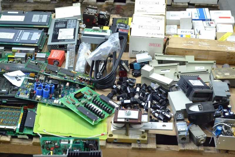 8 PALLETS OF ASSORTED ELECTRICAL CONTROLS INPUT / OUTPUT MODULES, I/O PROCESSORS (OHIO) - MISCELLANEOUS