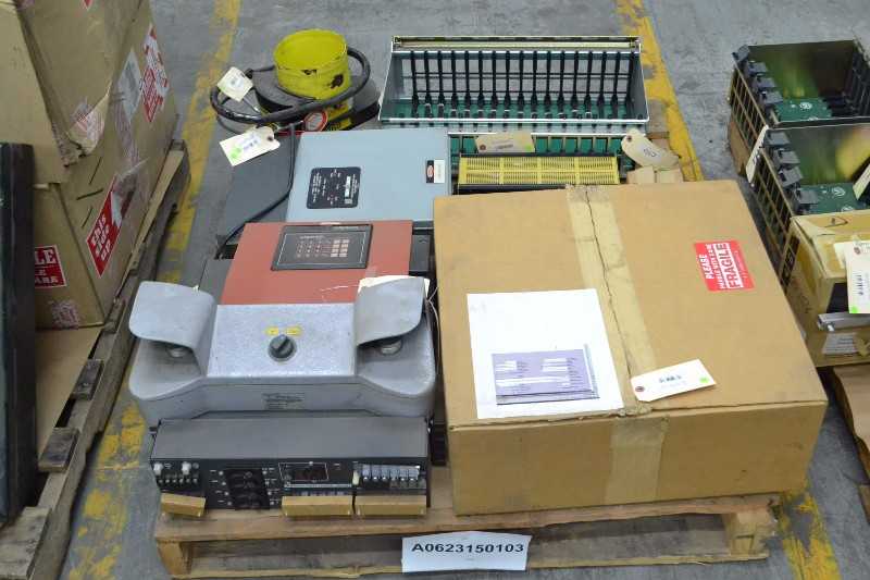 3 PALLETS OF ASSORTED CONTROLS, OPERATOR INTERFACE PANELS, TERMINALS, POWER SUPPLYS, SWITCHES (OHIO) - MISCELLANEOUS