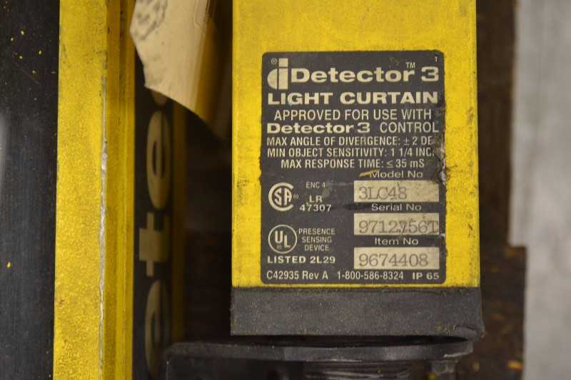 1 PALLET OF LIGHT CURTAINS, DETECTOR 3, OPTOSAFE (OHIO) - MISCELLANEOUS