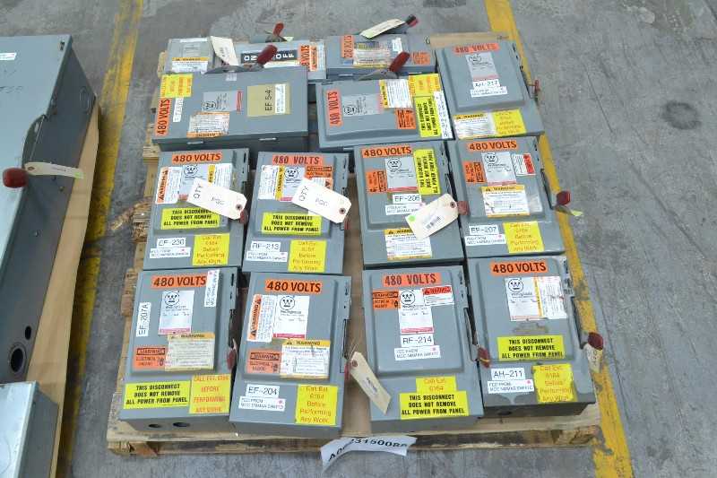 2 PALLETS ASSORTED DISCONNECT SWITCHES, SQUARE D, CUTLER HAMMER, ABB, WESTINGHOUSE (OHIO) - MISCELLANEOUS